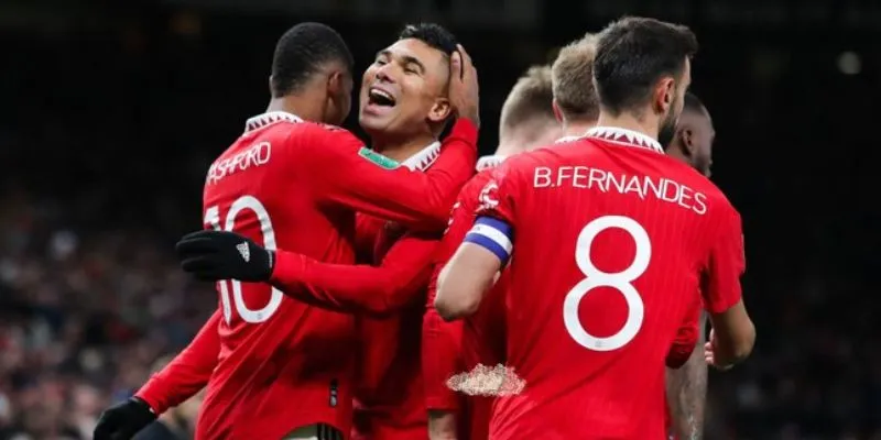  Manchester United đang trả qua giai đoạn thi đấu bấp bênh và sóng gió